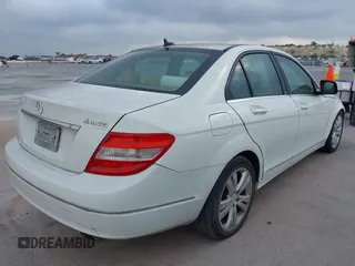 2008 Mercedes-Benz C-Class 3.0L Sport with VIN WDDGF81XX8F171067, listed as a IAAI auction lot 42119875 with 161,989 mi miles. Bid and sale history available at carsss.com. Image 4.
