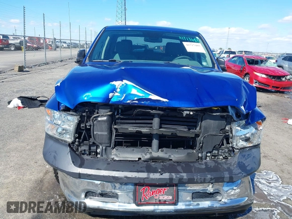2018 Ram 1500 Express z VIN 1C6RR6KT7JS160672, wystawiony jako IAAI lot #41717485 z przebiegiem 141 712 mil mil oraz . Historia ofert i sprzedaży dostępna na DreamBid. Obrazek 6.
