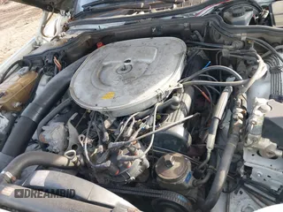 1988 Mercedes-Benz 420 Series 420SEL with VIN WDBCA35DXJA382796, listed as a IAAI auction lot 41658189 with 93,652 mi miles. Bid and sale history available at carsss.com. Image 10.