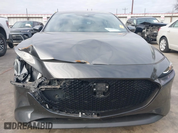 2019 Mazda 3 with VIN JM1BPAJMXK1121384, listed as a IAAI auction lot 41365150 with 38,899 mi miles and . Bid and sale history available at DreamBid. Image 18.
