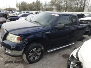 2004 Ford F-150 XL with VIN 1FTPX12514NC61526, listed as a Copart auction lot 48266145 with 196,270 mi miles and Salvage Title. Bid and sale history available at carsss.com. Image 1.