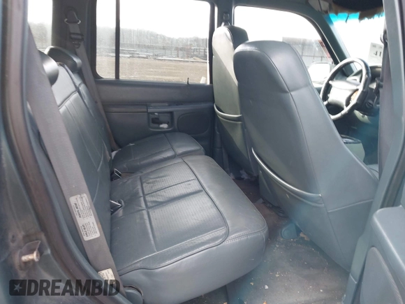 1997 Ford Explorer XL с VIN 1FMDU32E1VUC26561, выставлен на аукционе IAAI как лот 41541334 с пробегом 330 740 миль миль и . История ставок и продаж доступна на DreamBid. Изображение 8.