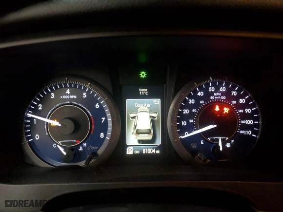 2015 Toyota Sienna XLE with VIN 5TDYK3DC0FS593125, listed as a Copart auction lot 49533815 with 81,004 mi miles and Salvage Title. Bid and sale history available at carsss.com. Image 9.