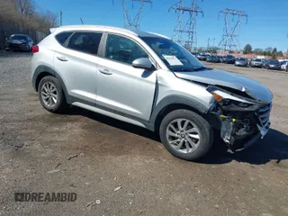 2017 Hyundai Tucson SE with VIN KM8J3CA48HU540372, listed as a IAAI auction lot 41814051 with 155,499 mi miles. Bid and sale history available at carsss.com. Image 1.