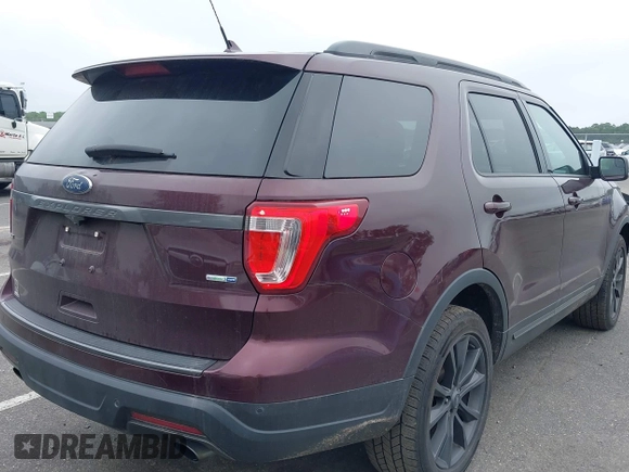 2018 Ford Explorer XLT with VIN 1FM5K8DH5JGC61496, listed as a IAAI auction lot 42514598 with 91,557 mi miles and . Bid and sale history available at DreamBid. Image 4.