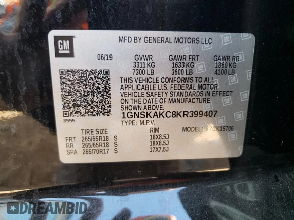 2019 Chevrolet Tahoe LS z VIN 1GNSKAKC8KR399407, wystawiony jako Copart lot #55696355 z przebiegiem 83 903 mil mil oraz Szkoda całkowita • Salvage title. Historia ofert i sprzedaży dostępna na DreamBid. Obrazek 13.