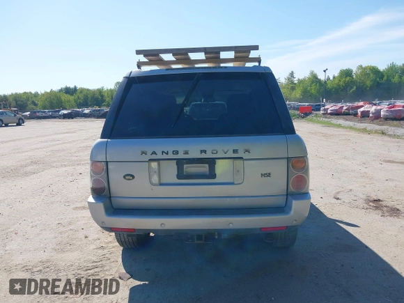 2004 Land Rover Range Rover HSE z VIN SALME11484A163403, wystawiony jako IAAI lot #42323608 z przebiegiem 184 889 mil mil oraz . Historia ofert i sprzedaży dostępna na DreamBid. Obrazek 15.
