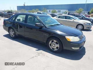 2003 Toyota Avalon XL z VIN 4T1BF28B13U296163, wystawiony jako IAAI lot #42404245 z przebiegiem 171 460 mil mil oraz . Historia ofert i sprzedaży dostępna na DreamBid. Obrazek 1.