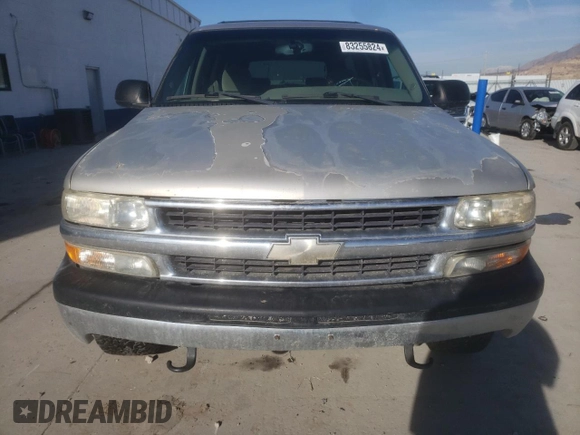2006 Chevrolet Suburban Z71 with VIN 3GNFK16Z56G106892, listed as a Copart auction lot 83255824 with 226,609 mi miles and Clean Title. Bid and sale history available at carsss.com. Image 5.