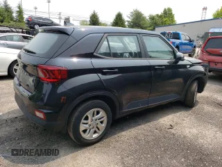 2022 Hyundai Venue SE with VIN KMHRB8A37NU156301, listed as a Copart auction lot 58403375 with 146,774 mi miles and Salvage title. Bid and sale history available at DreamBid. Image 3.
