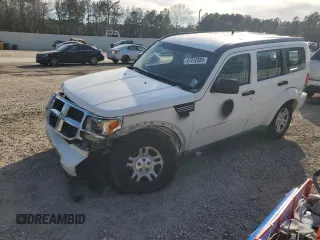 2011 Dodge Nitro SE z VIN 1D4PT2GK3BW584020, wystawiony jako Copart lot #47412585 z przebiegiem 83 790 mil mil oraz Szkody całkowita. Historia ofert i sprzedaży dostępna na DreamBid. Obrazek 1.