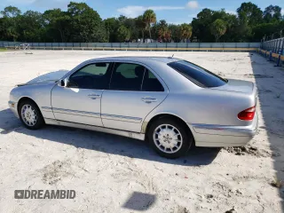 2001 Mercedes-Benz E-Class AWD with VIN WDBJF82J81X047632, listed as a Copart auction lot 72500514 with 149,635 mi miles and Non Repairable. Bid and sale history available at carsss.com. Image 2.