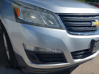 2013 Chevrolet Traverse LS with VIN 1GNKRFED7DJ178010, listed as a IAAI auction lot 42104289 with 273,944 mi miles. Bid and sale history available at carsss.com. Image 6.