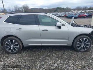 2022 Volvo XC60 Momentum with VIN YV4L12RK2N1972823, listed as a IAAI auction lot 41110804 with 46,380 mi miles. Bid and sale history available at carsss.com. Image 14.