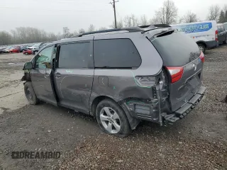 2019 Toyota Sienna LE Auto Access Seat with VIN 5TDKZ3DC1KS009648, listed as a Copart auction lot 88154995 with 68,417 mi miles and Salvage Title. Bid and sale history available at DreamBid. Image 2.