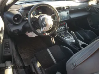 2022 Toyota GR86 Premium with VIN JF1ZNBF17N8750756, listed as a Copart auction lot 42462405 with 19,280 mi miles and Salvage Title. Bid and sale history available at carsss.com. Image 8.