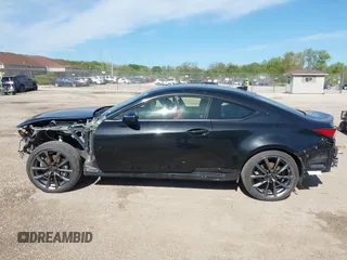 2021 Lexus RC 350 F Sport z VIN JTHGZ5DCXM5010807, wystawiony jako IAAI lot #42104271 z przebiegiem 46 540 mil mil oraz . Historia ofert i sprzedaży dostępna na DreamBid. Obrazek 15.