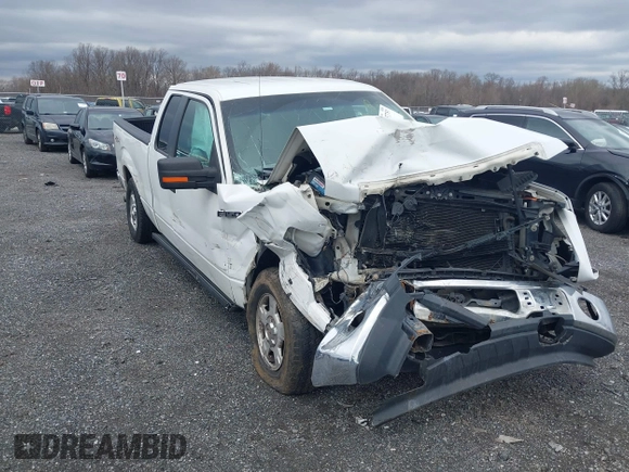 2011 Ford F-150 XL with VIN 1FTFX1EF9BFB66042, listed as a IAAI auction lot 41737757 with 181,384 mi miles and . Bid and sale history available at carsss.com. Image 1.