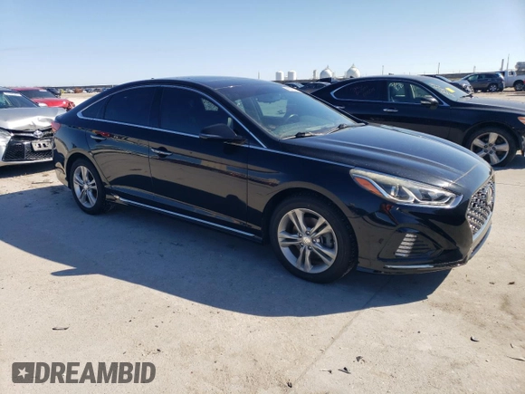 2018 Hyundai Sonata Limited with VIN 5NPE34AF8JH705608, listed as a Copart auction lot 88642835 with 67,182 mi miles and Salvage Title. Bid and sale history available at DreamBid. Image 4.