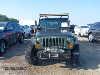 2007 Jeep Wrangler Unlimited X с VIN 1J4GA39197L115109, выставлен на аукционе IAAI как лот 42582190 с пробегом 141 080 миль миль и . История ставок и продаж доступна на DreamBid. Изображение 12.