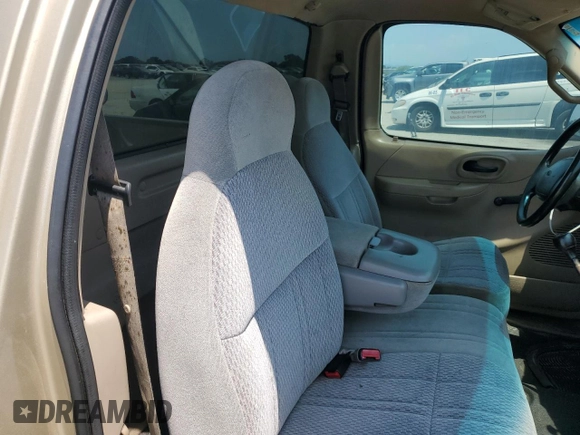 2000 Ford F-150 XL with VIN 1FTZF172XYNB65958, listed as a Copart auction lot 59946145 with 208,988 mi miles and Salvage title. Bid and sale history available at DreamBid. Image 10.