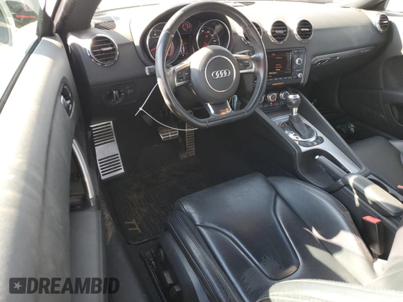 2011 Audi TT Premium Plus z VIN TRUBFAFK8B1025186, wystawiony jako Copart lot #70555994 z przebiegiem 100 584 mil mil oraz Szkoda całkowita • Salvage title. Historia ofert i sprzedaży dostępna na DreamBid. Obrazek 8.