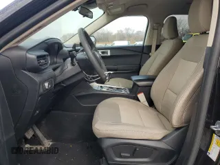 2022 Ford Explorer with VIN 1FMSK8BH7NGB79670, listed as a Copart auction lot 49423615 with 30,559 mi miles and Salvage title. Bid and sale history available at DreamBid. Image 7.