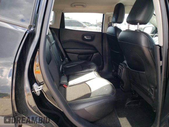 2020 Jeep Compass Latitude с VIN 3C4NJDBB7LT135136, выставлен на аукционе Copart как лот 55781885 с пробегом 54 830 миль миль и Списание • Salvage title. История ставок и продаж доступна на DreamBid. Изображение 11.