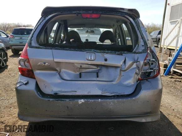 2008 Honda Fit Sport z VIN JHMGD386X8S030697, wystawiony jako Copart lot #53577655 z przebiegiem 188 944 mil mil oraz Szkoda całkowita • Salvage title. Historia ofert i sprzedaży dostępna na DreamBid. Obrazek 6.