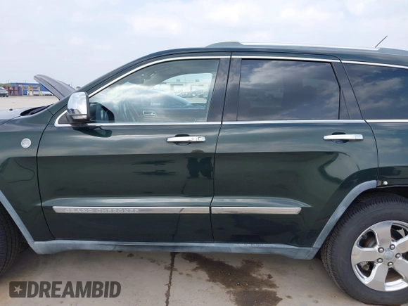 2011 Jeep Grand Cherokee Overland with VIN 1J4RR6GG4BC564913, listed as a IAAI auction lot 41910250 with 58,936 mi miles and . Bid and sale history available at DreamBid. Image 15.