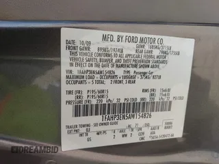 2010 Ford Focus S z VIN 1FAHP3EN5AW154826, wystawiony jako IAAI lot #42298155 z przebiegiem 170 690 mil mil oraz . Historia ofert i sprzedaży dostępna na DreamBid. Obrazek 9.