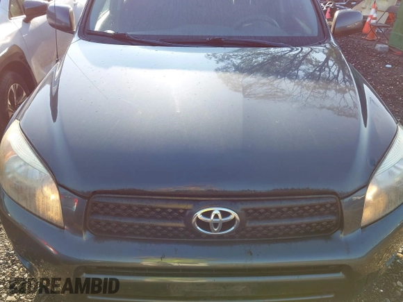 2007 Toyota RAV4 Sport z VIN JTMBD32V275077246, wystawiony jako IAAI lot #42781419 z przebiegiem 145 010 mil mil oraz . Historia ofert i sprzedaży dostępna na DreamBid. Obrazek 6.