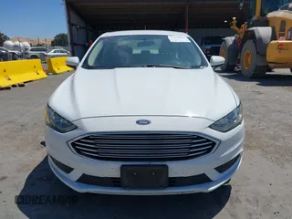 2017 Ford Fusion SE с VIN 3FA6P0HD2HR313811, выставлен на аукционе IAAI как лот 42460885 с пробегом 170 591 миль миль и . История ставок и продаж доступна на DreamBid. Изображение 12.