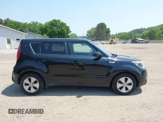 2016 Kia Soul z VIN KNDJN2A27G7838917, wystawiony jako IAAI lot #42458302 z przebiegiem 161 277 mil mil oraz . Historia ofert i sprzedaży dostępna na DreamBid. Obrazek 13.