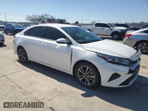 2022 Kia Forte LXS with VIN 3KPF24AD4NE424812, listed as a Copart auction lot 46891245 with 50,679 mi miles and Salvage Title. Bid and sale history available at carsss.com. Image 4.
