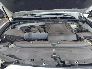 2022 Toyota 4Runner SR5 with VIN JTEMU5JR3N5987585, listed as a IAAI auction lot 41714815 with 38,874 mi miles and . Bid and sale history available at DreamBid. Image 10.