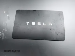 2022 Tesla Model Y Performance z VIN 7SAYGDEF7NF457757, wystawiony jako IAAI lot #42263449 z przebiegiem 65 747 mil mil oraz . Historia ofert i sprzedaży dostępna na DreamBid. Obrazek 11.