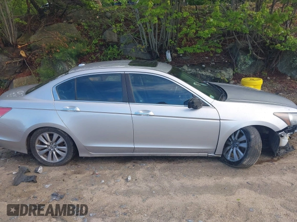 2011 Honda Accord EX-L with VIN 1HGCP3F86BA025944, listed as a IAAI auction lot 42301222 with 114,797 mi miles and . Bid and sale history available at DreamBid. Image 14.