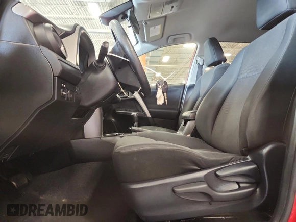 2017 Toyota RAV4 LE с VIN JTMBFREV4HJ123550, выставлен на аукционе Copart как лот 66883125 с пробегом 133 662 миль миль и Списание • Salvage title. История ставок и продаж доступна на DreamBid. Изображение 7.
