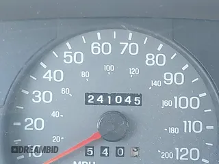 2000 Mercury Grand Marquis LS z VIN 2MEFM75W3YX689323, wystawiony jako IAAI lot #42019687 z przebiegiem 241 045 mil mil oraz . Historia ofert i sprzedaży dostępna na DreamBid. Obrazek 15.