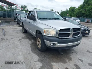 2006 Dodge 1500 SLT z VIN 1D7HU18N36J150190, wystawiony jako IAAI lot #42380023 z przebiegiem 262 038 mil mil oraz . Historia ofert i sprzedaży dostępna na DreamBid. Obrazek 1.