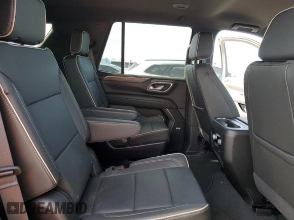 2024 GMC Yukon SLT with VIN 1GKS2BKD8RR272274, listed as a Copart auction lot 44566235 with 9,889 mi miles and Salvage Title. Bid and sale history available at carsss.com. Image 11.
