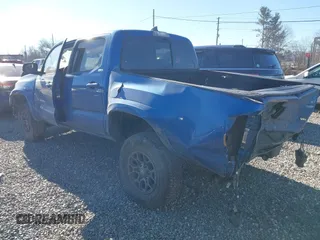 2018 Toyota Tacoma SR with VIN 3TMCZ5AN7JM128860, listed as a IAAI auction lot 41251397 with 97,246 mi miles. Bid and sale history available at carsss.com. Image 21.