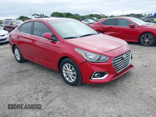 2019 Hyundai Accent SE with VIN 3KPC24A35KE065900, listed as a IAAI auction lot 41409803 with 33,917 mi miles. Bid and sale history available at carsss.com. Image 1.