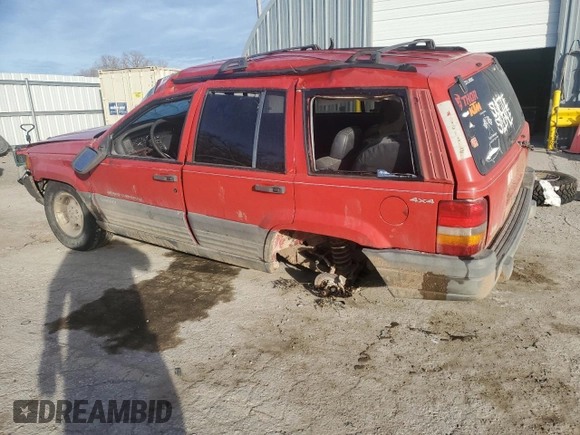 1998 Jeep Grand Cherokee Laredo with VIN 1J4GZ58S7WC105854, listed as a Copart auction lot 82321254 with 178,072 mi miles and Salvage Title. Bid and sale history available at carsss.com. Image 2.