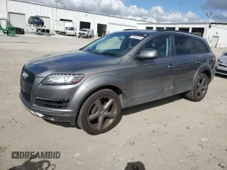 2015 Audi Q7 Premium Plus z VIN WA1LGAFE3FD026508, wystawiony jako Copart lot #85557974 z przebiegiem 130 720 mil mil oraz Czysty tytuł • Clean title. Historia ofert i sprzedaży dostępna na DreamBid. Obrazek 1.