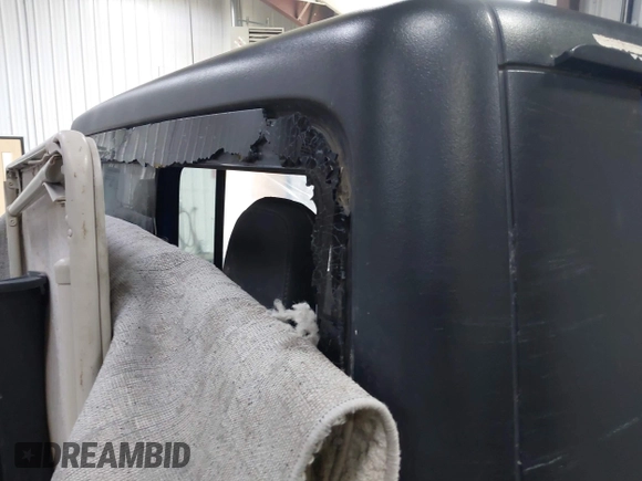 2021 Jeep Gladiator Willys with VIN 1C6HJTAG9ML535479, listed as a IAAI auction lot 41212241 with 81,044 mi miles and . Bid and sale history available at DreamBid. Image 20.