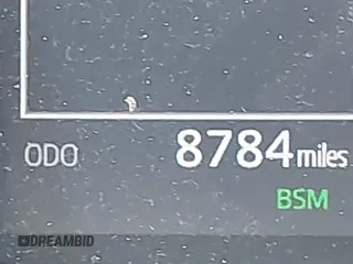 2024 Toyota Camry LE z VIN 4T1R11AKXRU883388, wystawiony jako IAAI lot #41977607 z przebiegiem 8 784 mil mil oraz . Historia ofert i sprzedaży dostępna na DreamBid. Obrazek 15.