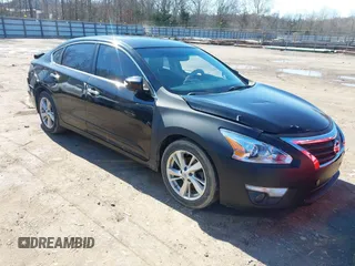 2015 Nissan Altima SV with VIN 1N4AL3AP2FC120162, listed as a IAAI auction lot 41576233 with 244,820 mi miles and . Bid and sale history available at carsss.com. Image 1.