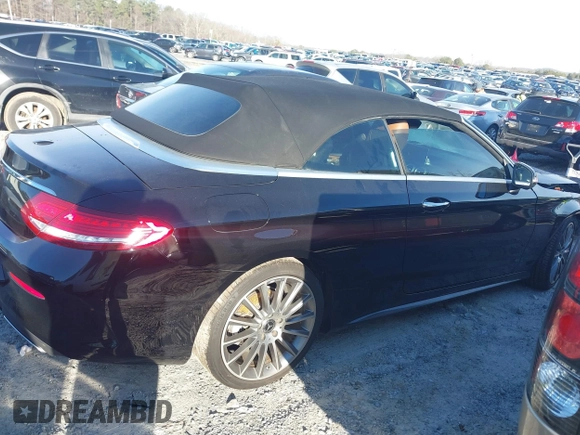 2018 Mercedes-Benz C 300 with VIN WDDWK4JB3JF701325, listed as a IAAI auction lot 41607243 with 76,967 mi miles and . Bid and sale history available at DreamBid. Image 14.